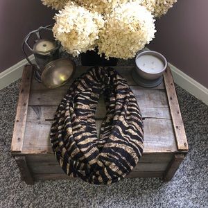 Michael Kors Cowl Neck infinity Scarf